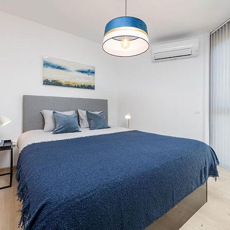Mediterraneo Beach Apartment In Malaga By Solaga Holiday Homes Dış mekan fotoğraf