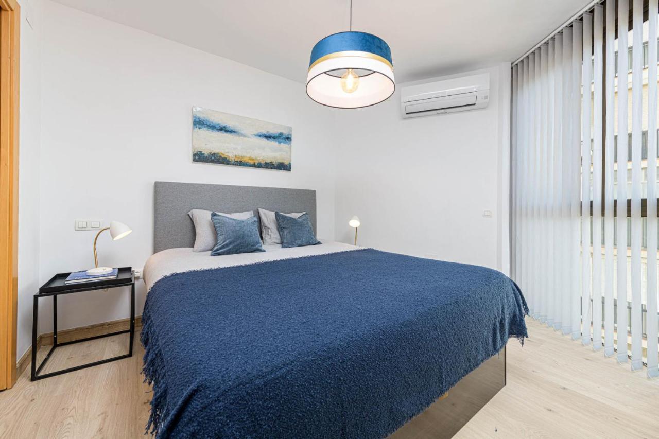 Mediterraneo Beach Apartment In Malaga By Solaga Holiday Homes Dış mekan fotoğraf